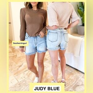 NWT  JUDY BLUE  High Rise Frayed Hem Cut Off Dad Shorts